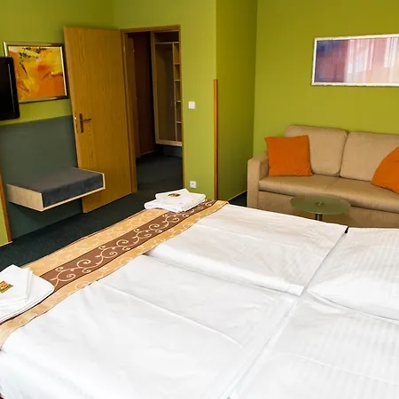 Rieger Garni 3* Jičín